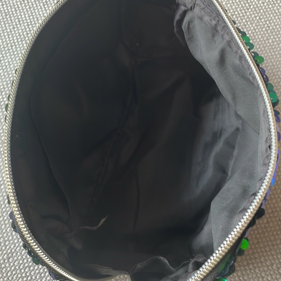 Bebe sequins makeup bag - Picture 2 of 4